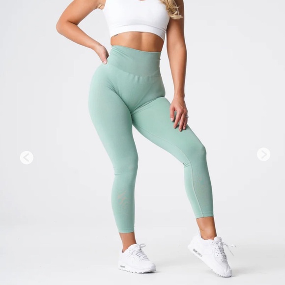 NVGTN Sage Green NV Seamless Leggings - Picture 7 of 7